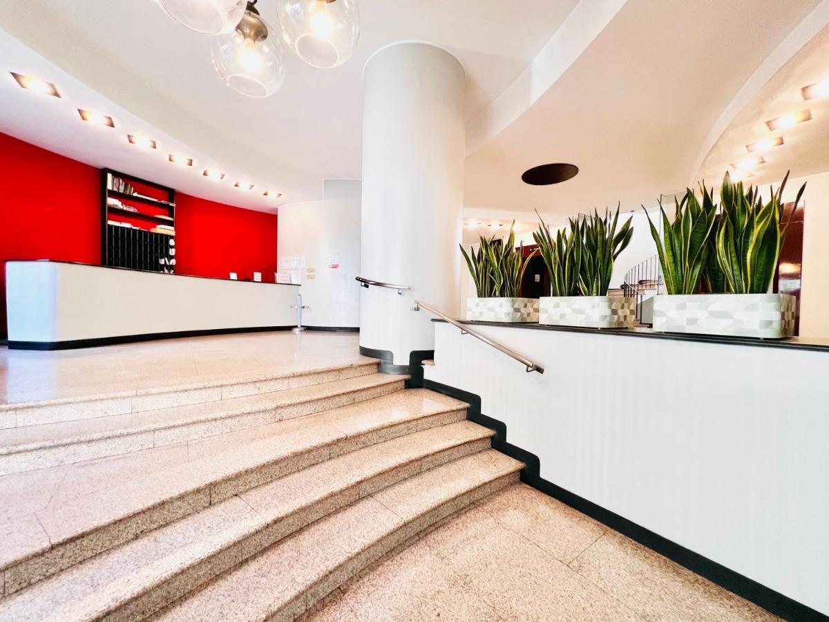 Duomo City Center - Petit Studio Milan Exterior photo